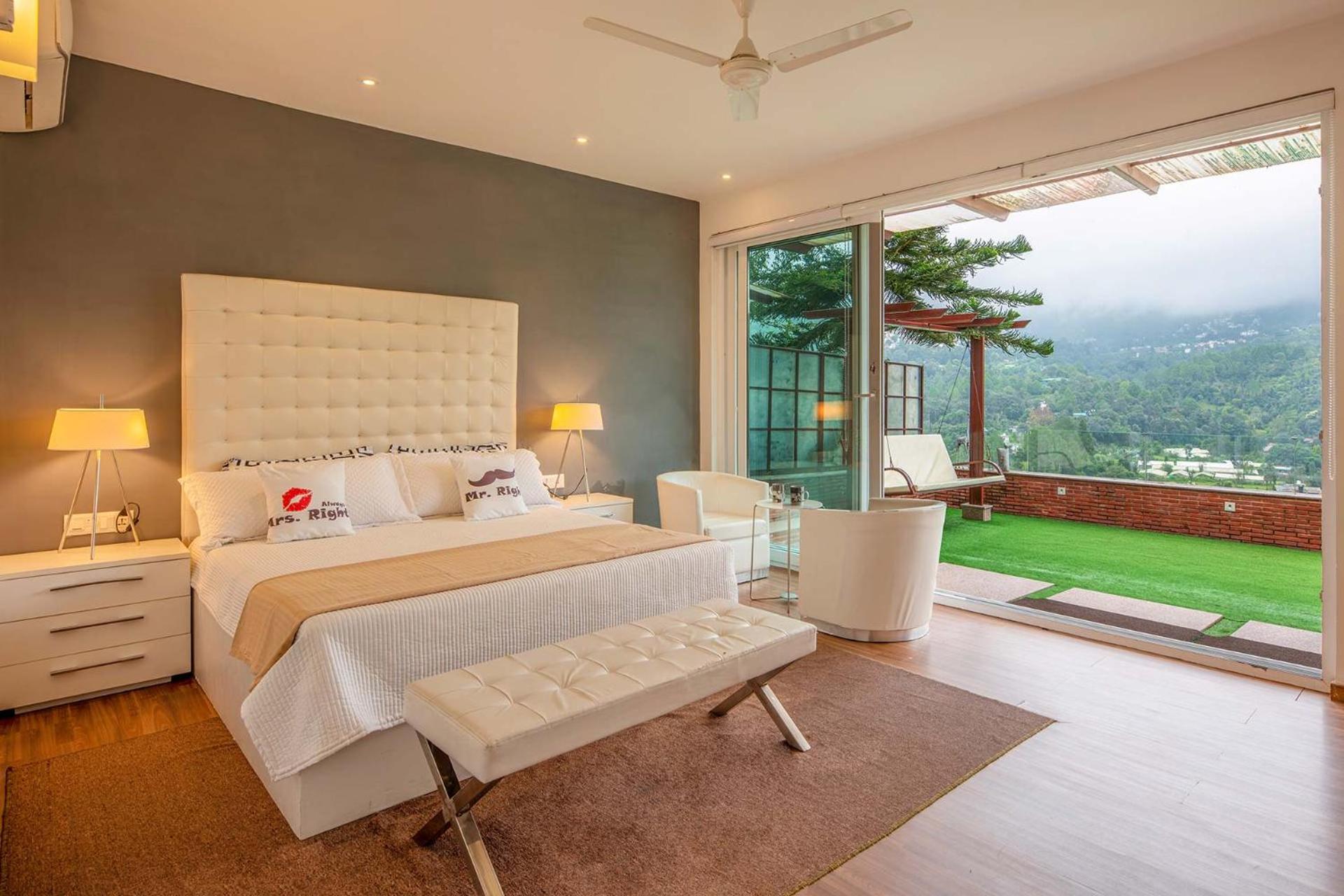 Stayvista At Oberoi'S Chalet Bhīm Tāl Esterno foto